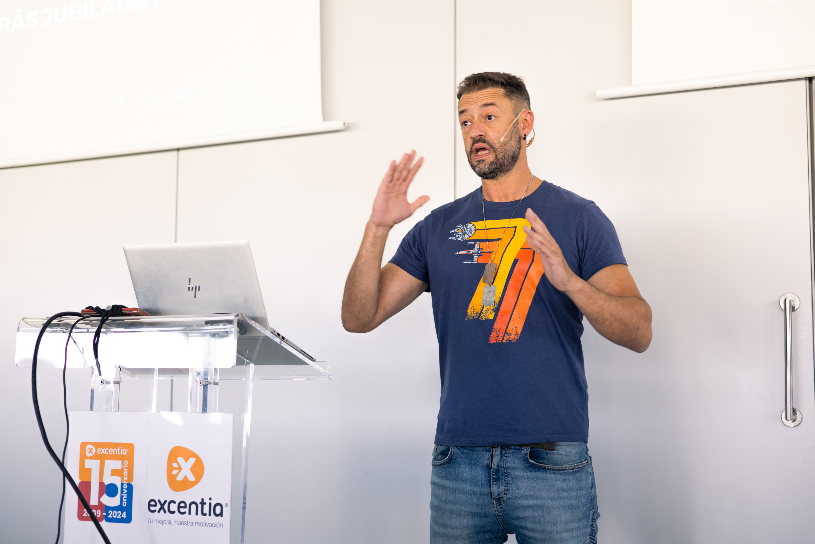 Javier Garzás en el evento 15 aniversario excentia